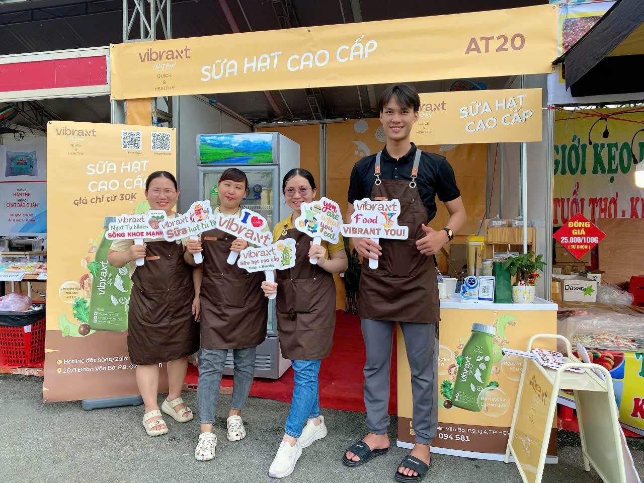 Sữa hạt cao cấp Vibrant (Quick & Healthy) – Thương hiệu sữa hạt tử tế đang được khách hàng yêu thích nhất tại TP.HCM